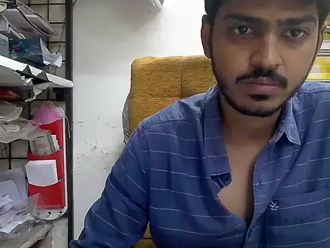 cute modell online show from November 5, 2:19 pm