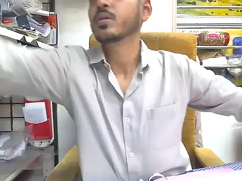 Snapshot of cute_modell chatting on September 15, 1:01 pm cute modell online show from September 15, 1:01 pm