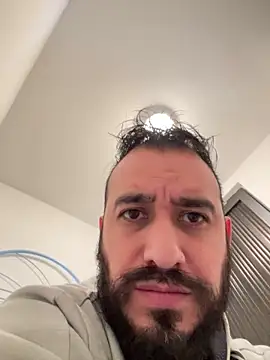 leonardohot1987 online show from January 22, 6:10 pm