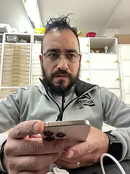 leonardohot1987 online show from February 21, 7:21 pm