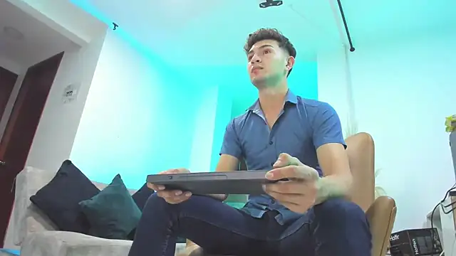 orlando yate online show from March 8, 4:20 am