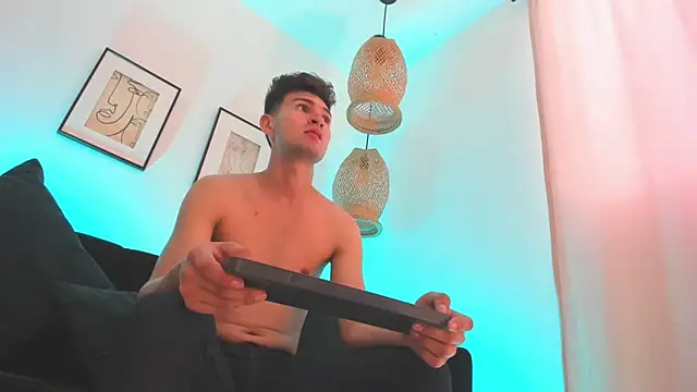 orlando yate online show from March 8, 7:18 pm