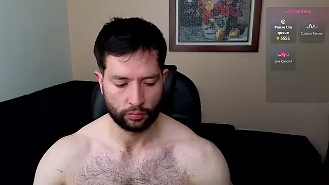 hairyncuteass online show from April 11, 4:43 pm