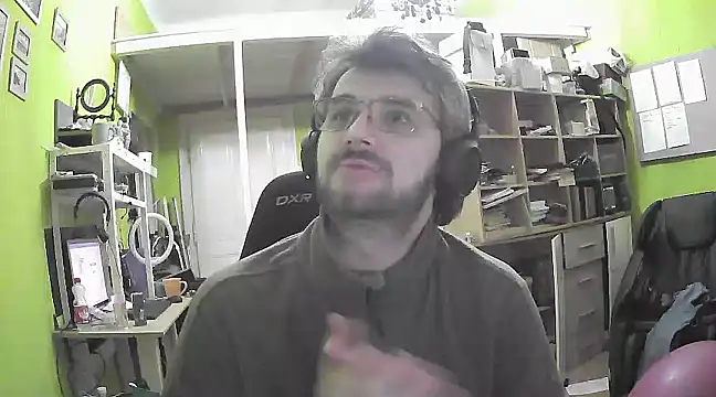 stary-w-kalesonach online show from March 2, 6:13 pm