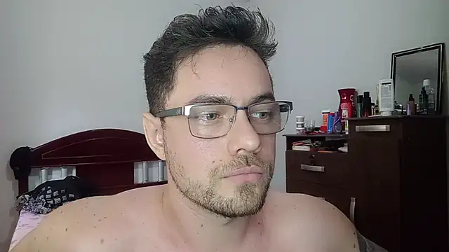 Dyllan   online show from June 12, 2:48 pm