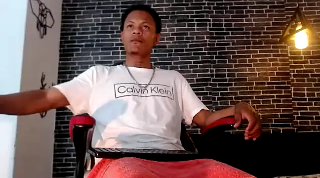 Kalvin Brownn online show from February 5, 1:15 am