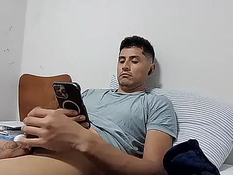 PerroDemonioHot online show from September 19, 4:13 am