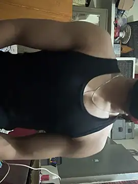 hot hunk boy online show from February 16, 8:33 pm