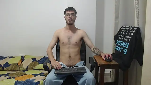 Aleex Miller online show from October 21, 8:39 am