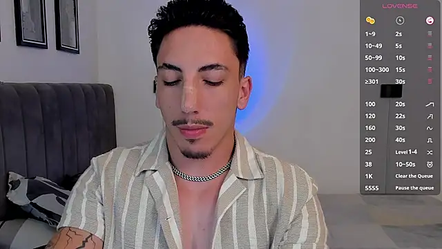 dylanspencer28 online show from March 2, 10:23 pm