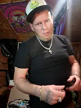 johnnybigcock83 online show from February 27, 3:14 am