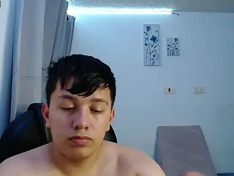 Alan red online show from December 17, 11:33 pm