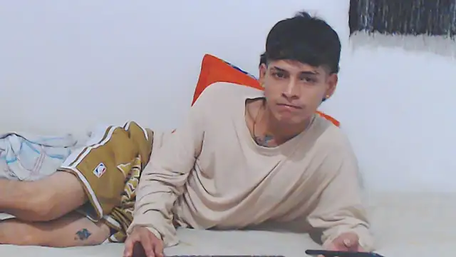 Snapshot of lu_nastyboy18 chatting on September 19, 7:35 pm lu nastyboy18 online show from September 19, 7:35 pm