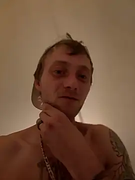 tommygunzz xxx online show from January 31, 3:09 am