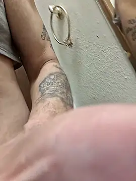 Johndis805 online show from November 24, 6:58 am