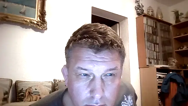 GrandpasDadBulg online show from November 18, 8:23 pm