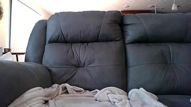 Troyt87 online show from January 8, 6:57 pm