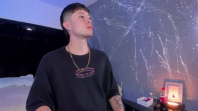 marcuscollins1  online show from October 2, 2:10 pm