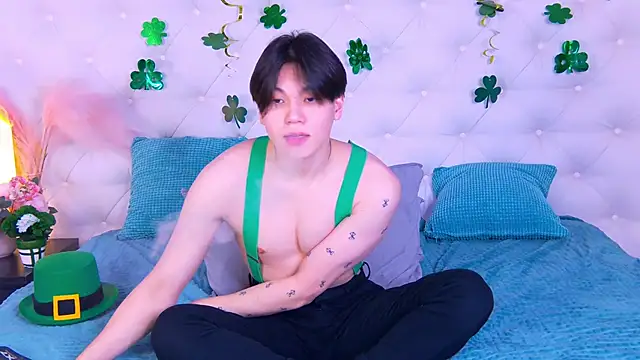 Snapshot of just_gay_ chatting on March 16, 2:00 pm just gay online show from March 16, 2:00 pm