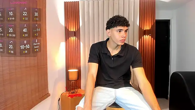 Justin mack online show from March 21, 12:06 pm