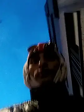 ANGELSANTAMARIA- online show from December 5, 4:03 pm