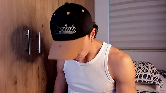 Mastrangelo xxx online show from November 30, 10:45 pm