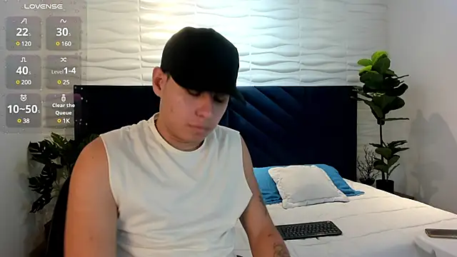 Snapshot of Gabriell_ramirez chatting on February 18, 3:31 am Gabriell ramirez online show from February 18, 3:31 am
