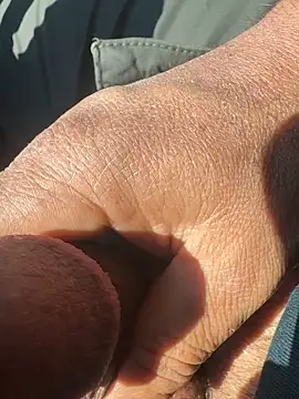 sark0606 online show from April 21, 9:48 am