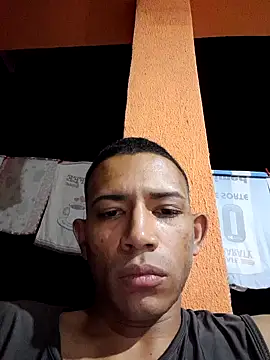Mineirinho043 online show from February 15, 11:27 pm