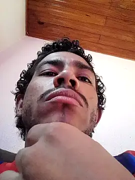 Mineirinho043 online show from September 14, 5:37 pm