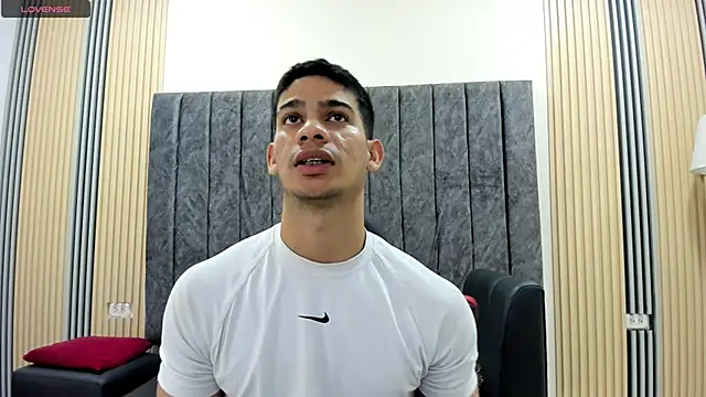 ANDRES STUD online show from February 4, 3:23 am