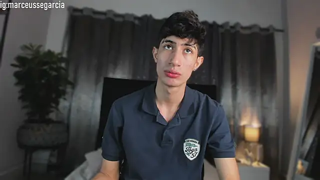 NovaaWheler online show from April 9, 8:15 pm