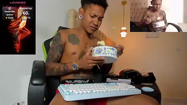 blackdirty420 online show from October 3, 9:20 pm