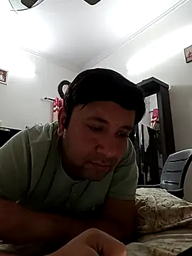 innocentboy1987 online show from March 18, 10:07 am