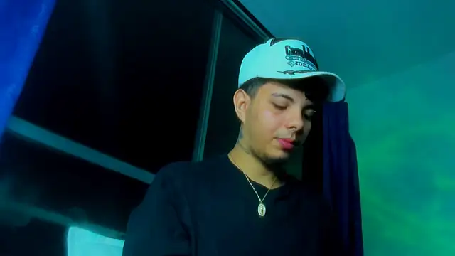 Alessandro 1610 online show from October 17, 4:27 am