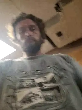 Snapshot of gronammo85 chatting on October 15, 11:45 pm gronammo85 online show from October 15, 11:45 pm