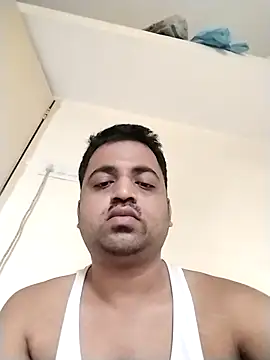 Snapshot of Vij717 chatting on September 13, 1:50 am Vij717 online show from September 13, 1:50 am