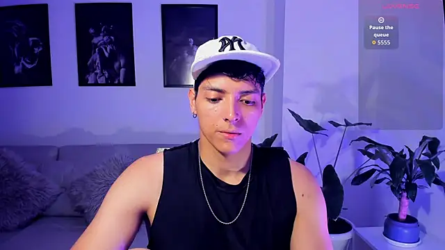  JacobMiller   online show from April 16, 4:12 am