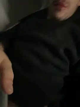 yaxxx03 online show from November 29, 9:28 pm