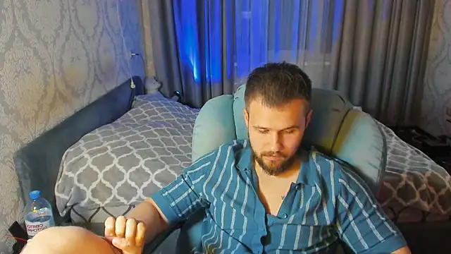 Vladik b online show from April 10, 6:15 pm