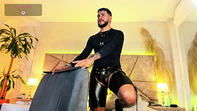 DickGriffith  online show from November 1, 11:03 am