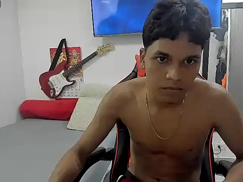 David Gil19 online show from March 4, 3:00 am