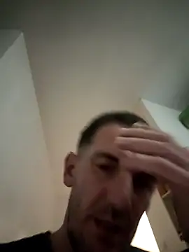 larcoeur online show from October 4, 5:40 pm