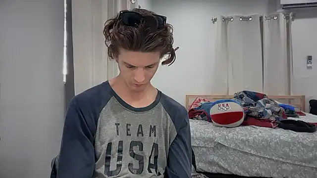 greekmythics online show from December 17, 9:10 pm