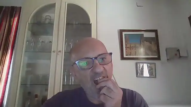 llopaco online show from October 1, 11:03 am