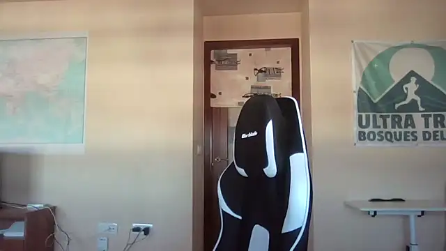 llopaco online show from April 3, 1:52 pm