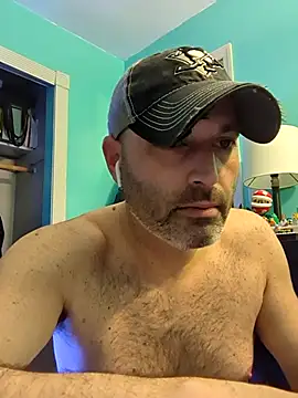 Snapshot of Novabear6996 chatting on March 18, 6:17 am Novabear6996 online show from March 18, 6:17 am