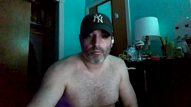 Snapshot of Novabear6996 chatting on October 16, 7:27 am Novabear6996 online show from October 16, 7:27 am