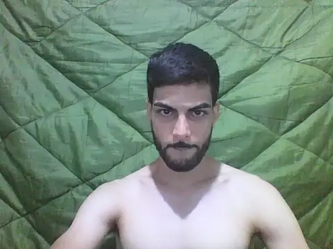 Gabrielteixeira120 online show from May 1, 9:06 pm