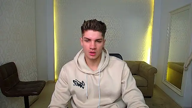 MaxKaiden online show from February 9, 5:34 am